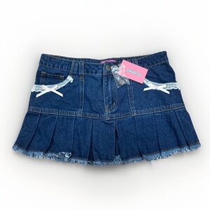 Edikted Women's Katalina pleated hem denim mini skirt Size Small NWT